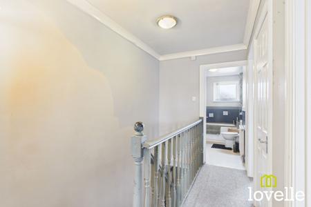 3 bedroom Terraced House for sale in Frampton Close, Bransholme, HU7