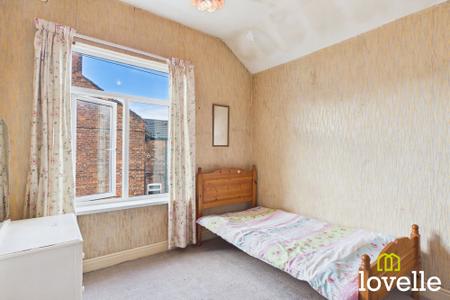 3 bedroom Property for sale in Westcott Street, Hull, HU8