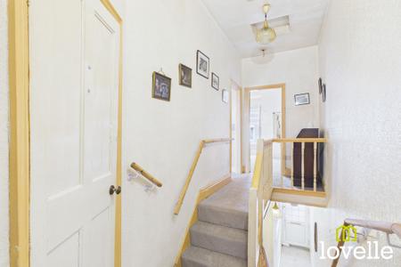 3 bedroom Property for sale in Westcott Street, Hull, HU8