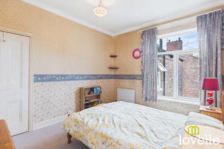 3 bedroom Property for sale in Westcott Street, Hull, HU8