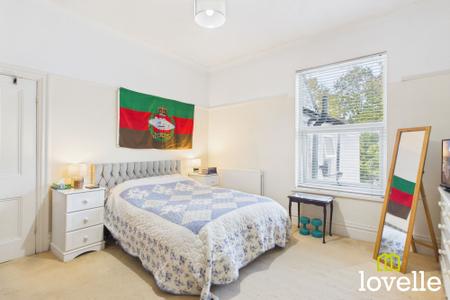 4 bedroom Property for sale in Hamlyn Avenue, Hull, HU4