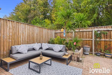 4 bedroom Property for sale in Hamlyn Avenue, Hull, HU4