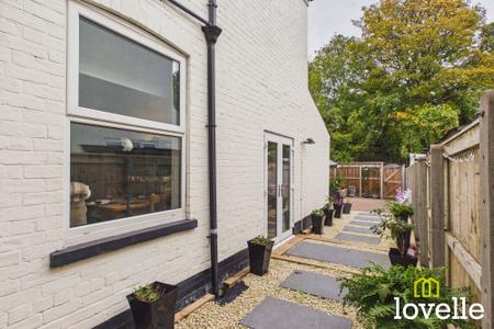 4 bedroom Property for sale in Hamlyn Avenue, Hull, HU4