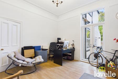 4 bedroom Property for sale in Hamlyn Avenue, Hull, HU4