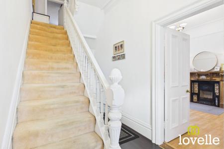 4 bedroom Property for sale in Hamlyn Avenue, Hull, HU4