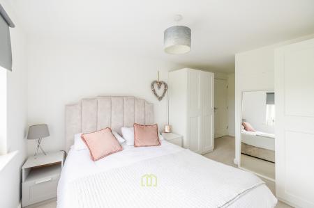 3 bedroom Semi-detached house for sale in Alder Avenue, Humberston, DN36