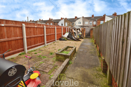 3 bedroom Terraced House for sale in Barcroft Street, Cleethorpes, DN35