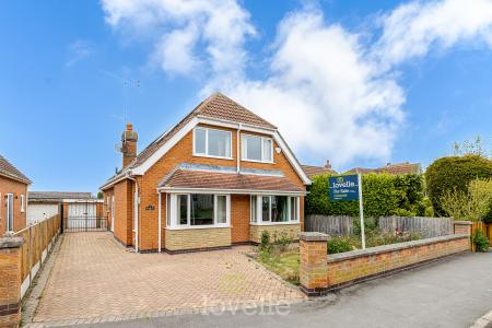 4 bedroom Detached house for sale in Church Lane, Humberston, DN36