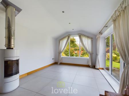 5 bedroom Detached house for sale in Church View, Tetney, DN36