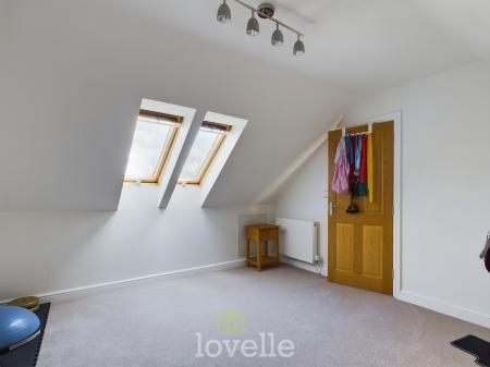 5 bedroom Detached house for sale in Church View, Tetney, DN36