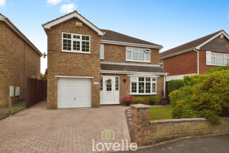 4 bedroom Detached house for sale in Dunbar Avenue, New Waltham, DN36