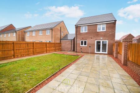3 bedroom Detached house for sale in Eagle Drive, Humberston, DN36