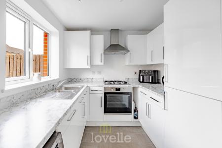 3 bedroom Semi-detached house for sale in Heathland Way, Humberston, DN36