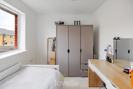 3 bedroom Semi-detached house for sale in Heathland Way, Humberston, DN36