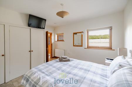 5 bedroom Detached house for sale in Humberston Road, Tetney, DN36