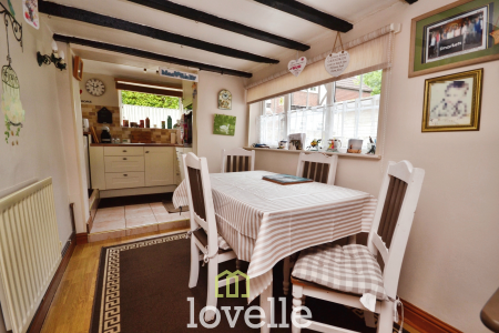 4 bedroom Detached house for sale in Ings Lane, North Cotes, DN36