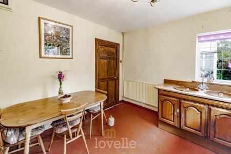 4 bedroom Detached house for sale in Queens Parade, Cleethorpes, DN35