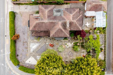 4 bedroom Detached house for sale in Queens Parade, Cleethorpes, DN35