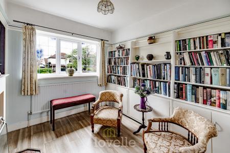 4 bedroom Detached house for sale in Queens Parade, Cleethorpes, DN35