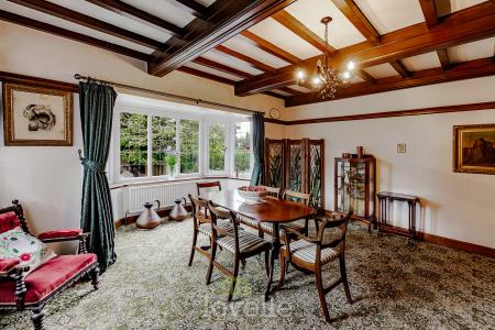 4 bedroom Detached house for sale in Queens Parade, Cleethorpes, DN35