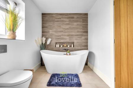 4 bedroom Detached house for sale in Stable Mews, Tetney, DN36