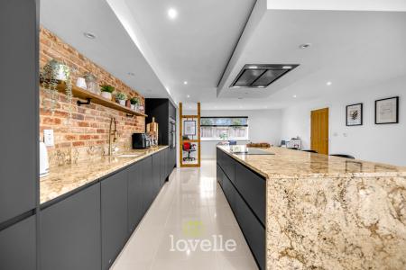 4 bedroom Detached house for sale in Stable Mews, Tetney, DN36