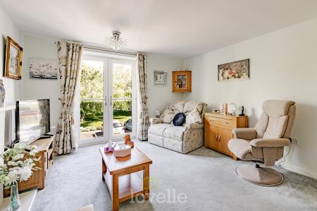 1 bedroom Apartment for sale in Taylors Avenue, Cleethorpes, DN35