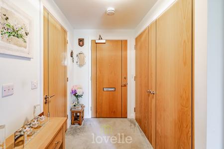 1 bedroom Apartment for sale in Taylors Avenue, Cleethorpes, DN35