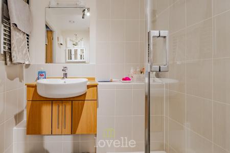 1 bedroom Apartment for sale in Taylors Avenue, Cleethorpes, DN35