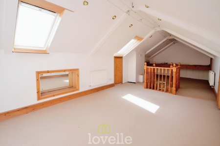 3 bedroom Bungalow for sale in Tetney Road, Humberston, DN36