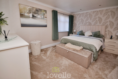 3 bedroom Bungalow for sale in Tetney Road, Humberston, DN36