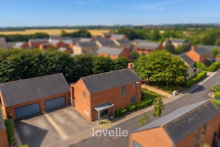 4 bedroom Detached house for sale in The Birches, Humberston, DN36