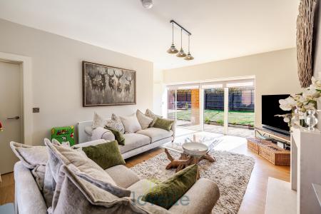 4 bedroom Detached house for sale in The Birches, Humberston, DN36