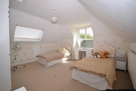 4 bedroom Detached house for sale in Westport Road, Cleethorpes, DN35