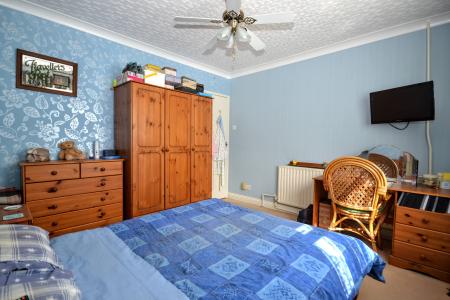 4 bedroom Detached house for sale in Westport Road, Cleethorpes, DN35