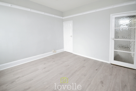 2 bedroom Terraced House for sale in Whites Road, Cleethorpes, DN35