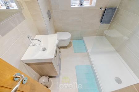 3 bedroom Semi-detached house for sale in Winter Gardens Close, Cleethorpes, DN35