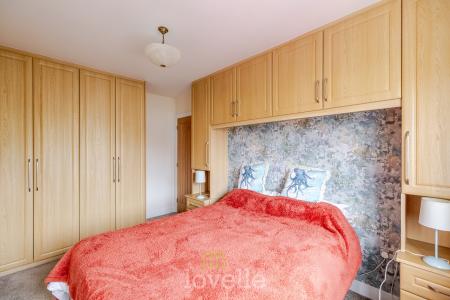 3 bedroom Semi-detached house for sale in Winter Gardens Close, Cleethorpes, DN35