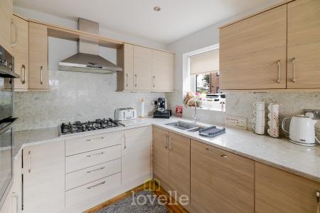 3 bedroom Semi-detached house for sale in Winter Gardens Close, Cleethorpes, DN35