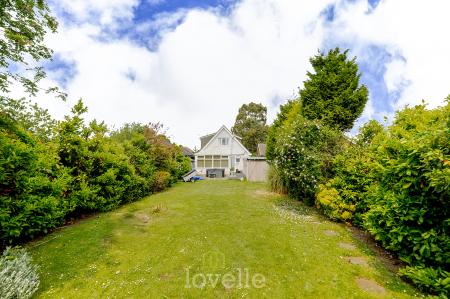 5 bedroom Detached house for sale in North Sea Lane, Humberston, DN36