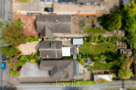 5 bedroom Detached house for sale in North Sea Lane, Humberston, DN36