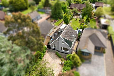 5 bedroom Detached house for sale in North Sea Lane, Humberston, DN36