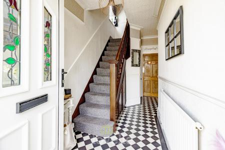 3 bedroom Semi-detached house for sale in Queens Parade, Cleethorpes, DN35