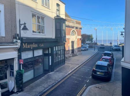 2 bedroom Maisonette for sale in Sea View Street, Cleethorpes, DN35