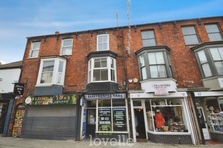 2 bedroom Maisonette for sale in Sea View Street, Cleethorpes, DN35