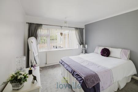 3 bedroom Detached bungalow for sale in Aldrich Road, Cleethorpes, DN35