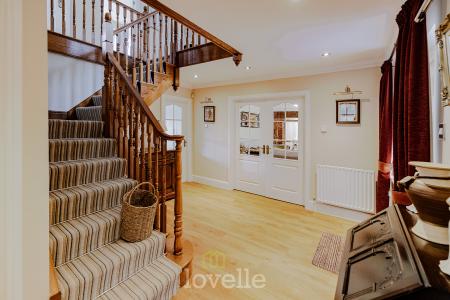 5 bedroom Detached house for sale in Park Lane, Cleethorpes, DN35