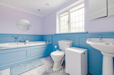 5 bedroom Detached house for sale in Park Lane, Cleethorpes, DN35