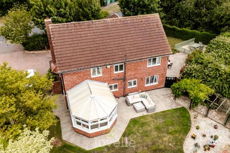 5 bedroom Detached house for sale in Park Lane, Cleethorpes, DN35