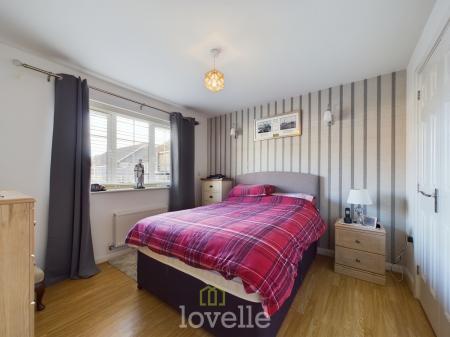 2 bedroom Semi-detached bungalow for sale in Hawthorne Road, Humberston, DN36